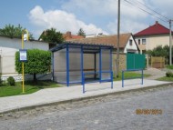 Rekonstrukce autobusových zastávek v Křičeni